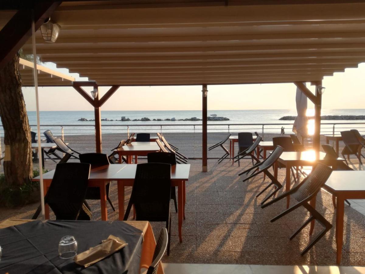 Camping La Pineta Porto Recanati Zewnętrze zdjęcie