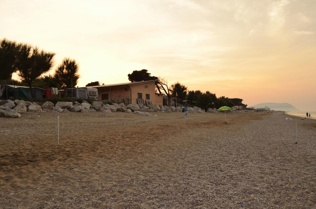 Camping La Pineta Porto Recanati Zewnętrze zdjęcie